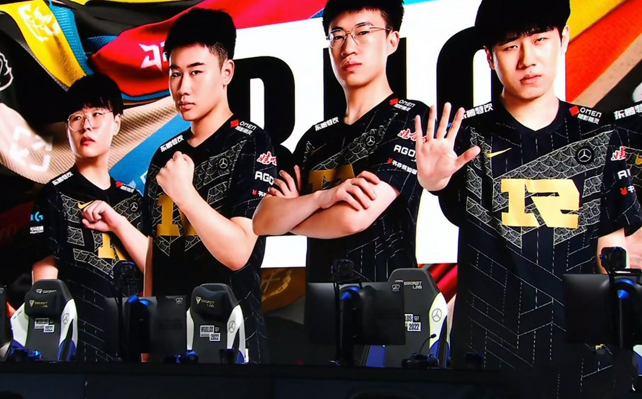 包含IG轻取RNG,Ming开启传奇时刻强强对话小组赛,强势挺进下一轮的词条 包含IG轻取RNG,Ming开启传奇时刻强强对话小组赛,强势挺进下一轮的词条